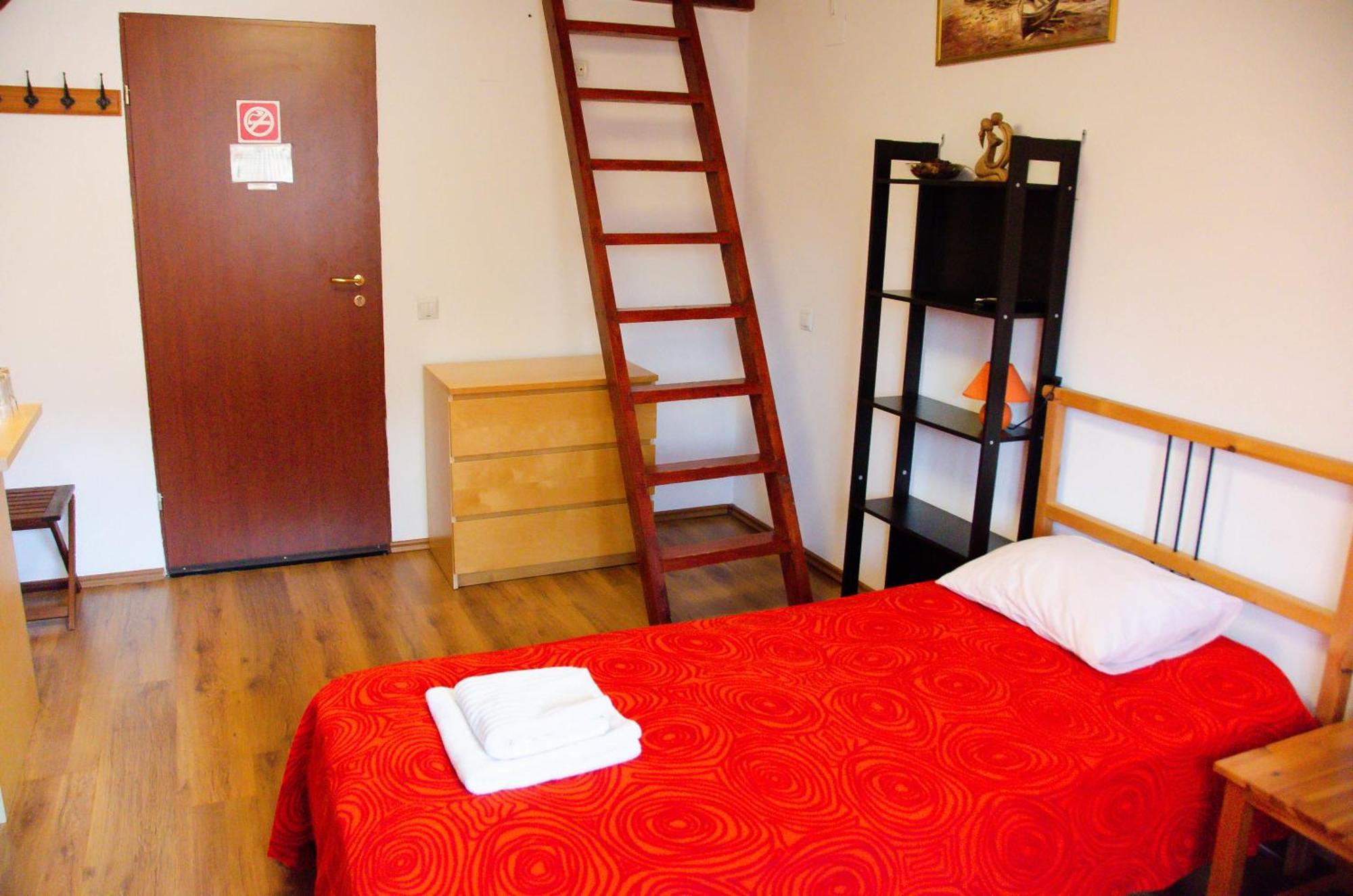 Conacul Bunicilor Hotel Novaci Kültér fotó