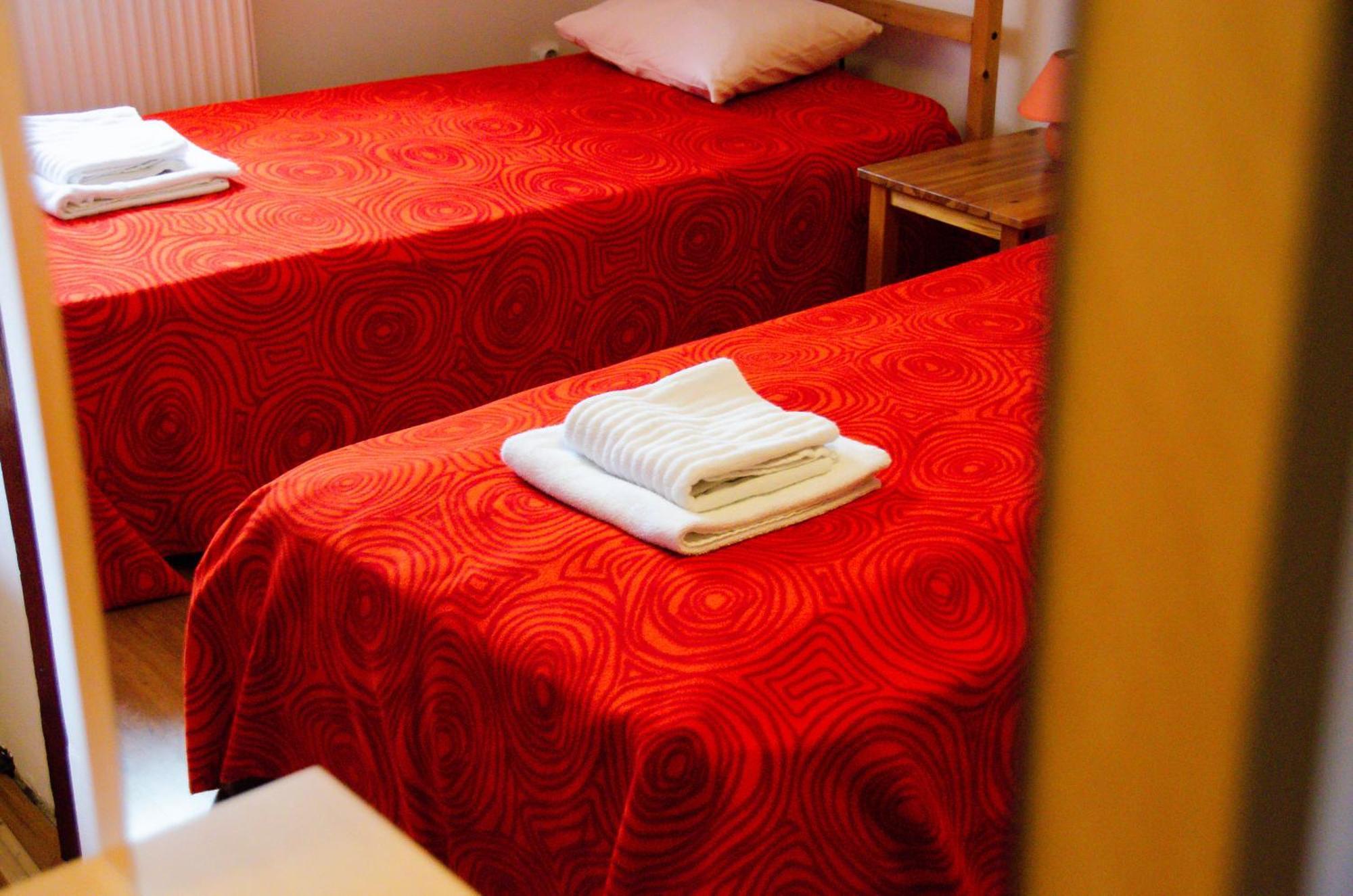 Conacul Bunicilor Hotel Novaci Kültér fotó